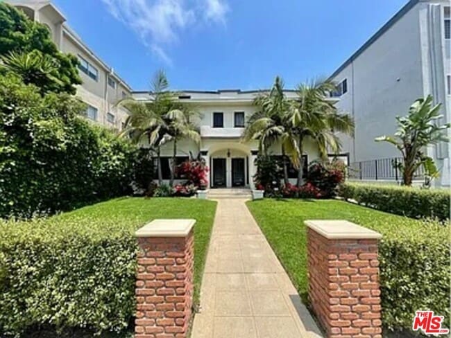 Photo - 837 5th St Condo Unit B