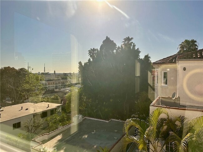 Photo - 6330 Franklin Ave