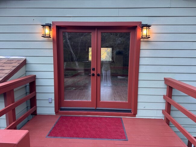 Entry - 1734 Topanga Skyline Dr Unit B