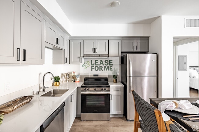 Building Photo - 14526 Kittridge St Unit 417