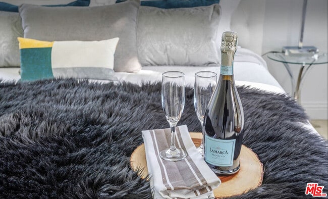 Photo - 19246 Liam Ln