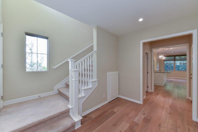 Photo - 3b/2.5b Cypress Village Irvine House for rent