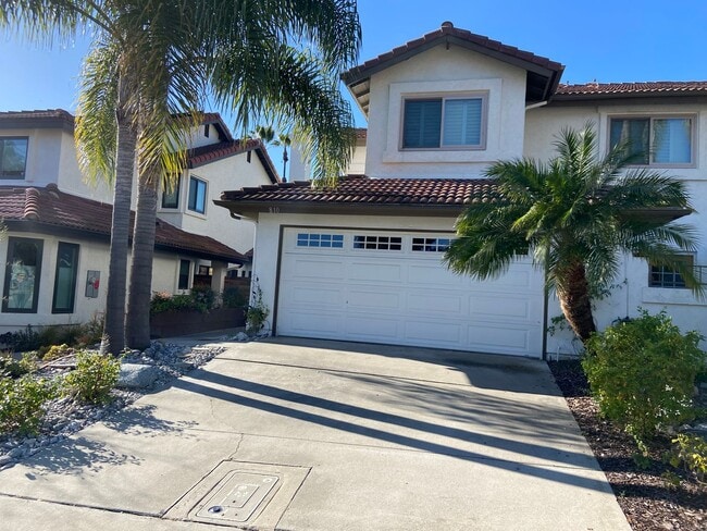 Building Photo - Lovely 3 Bedroom, 2.5 Bath Town Home in Encinitas Summerhill Community!