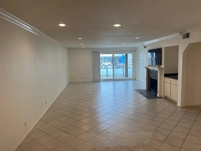 Photo - 4300 Vía Dolce Unit APT 116