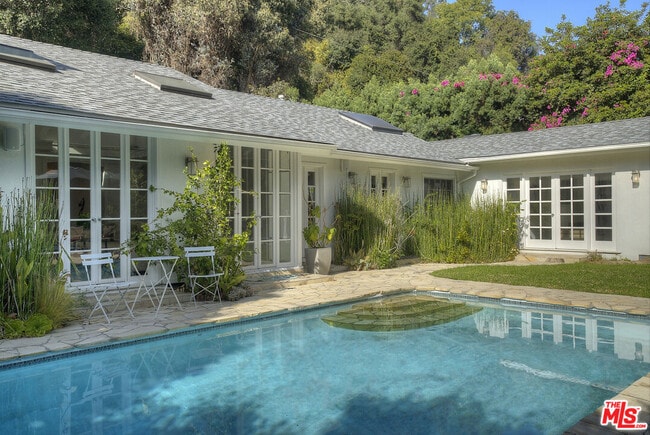 Photo - 2761 Hutton Dr