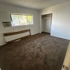 Photo - FOR RENT / DUPLEX $1800 House