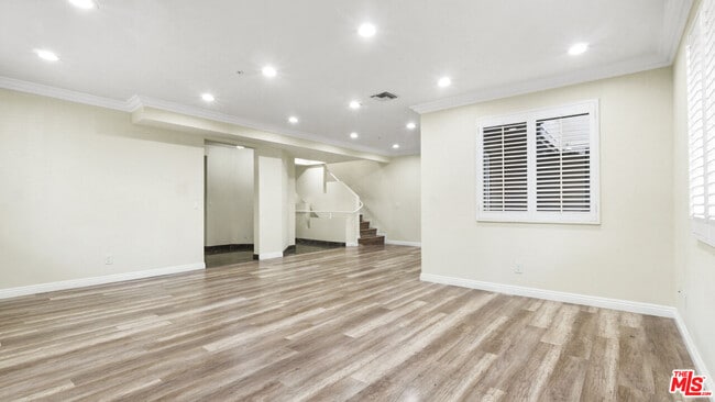 Photo - 420 Riverdale Dr