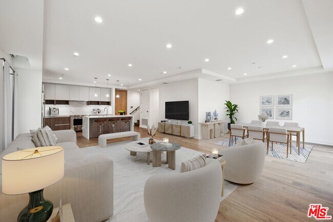 Photo - 725 Croft Ave Unit 109