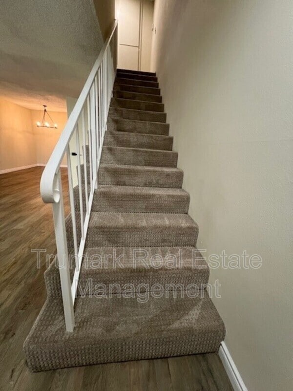 Photo - 2713 Montrose Ave