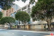 Photo - 630 W 6th St Unit 207
