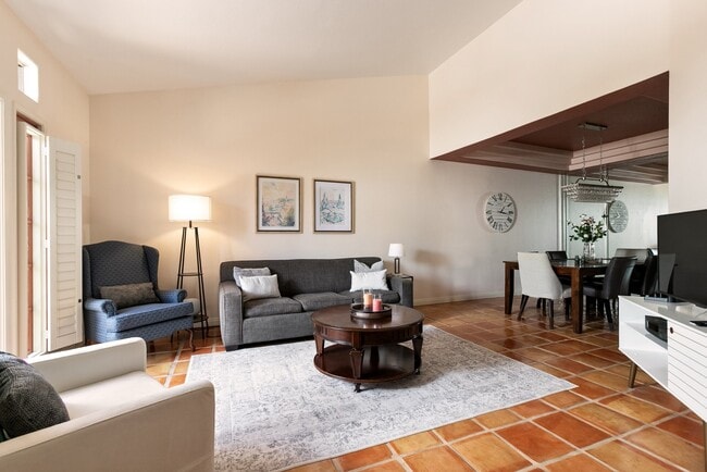 Building Photo - 3531 Cameo Dr