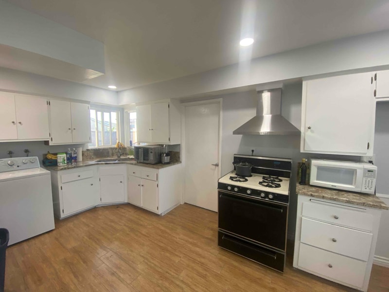 Photo - 2304 E Virginia Ave