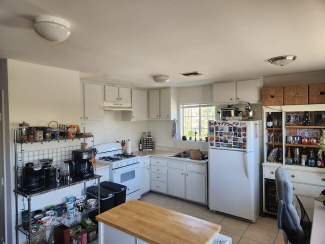 Photo - 4932 S Slauson Ave Unit C