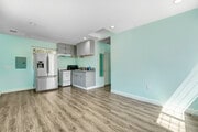 Photo - 20751 Parthenia St House