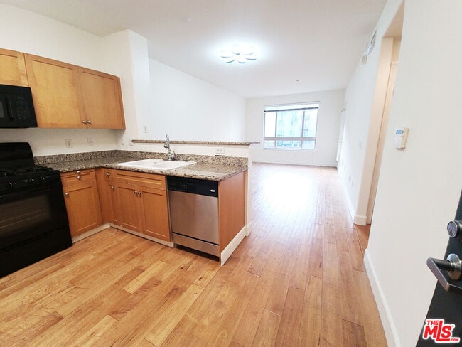 Photo - 100 S Alameda St Unit 231