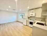 Photo - "Charming 1-Bedroom Retreat in Santa Barbara – Cozy 600 Sq Ft Gem!"