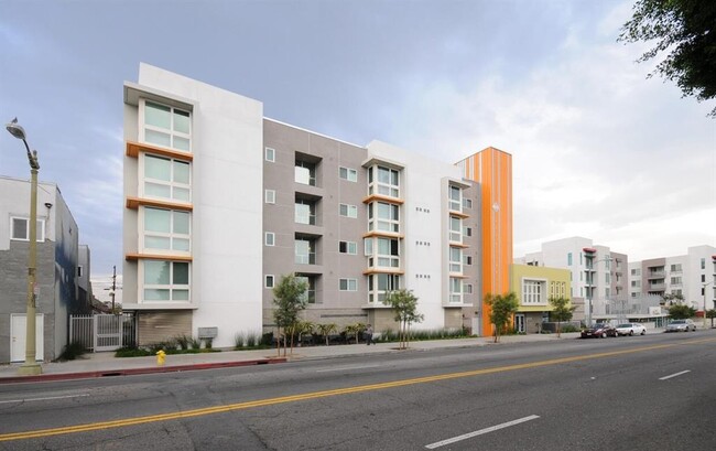 Photo - 3535 Whittier Blvd Apartment