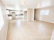 Photo - 10616 Main St