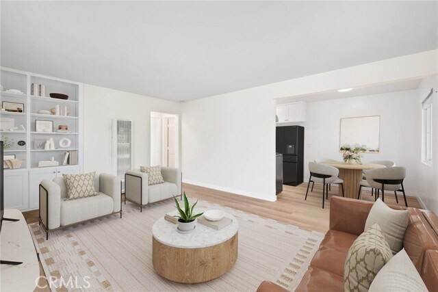 Photo - 121 E Bay St