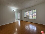 Photo - 920 S Hobart Blvd Apartment Unit 210