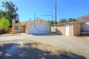 Photo - 33150 Esther St Unit 1