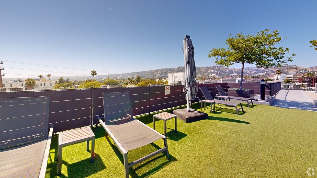 3D Tour - 801 North
