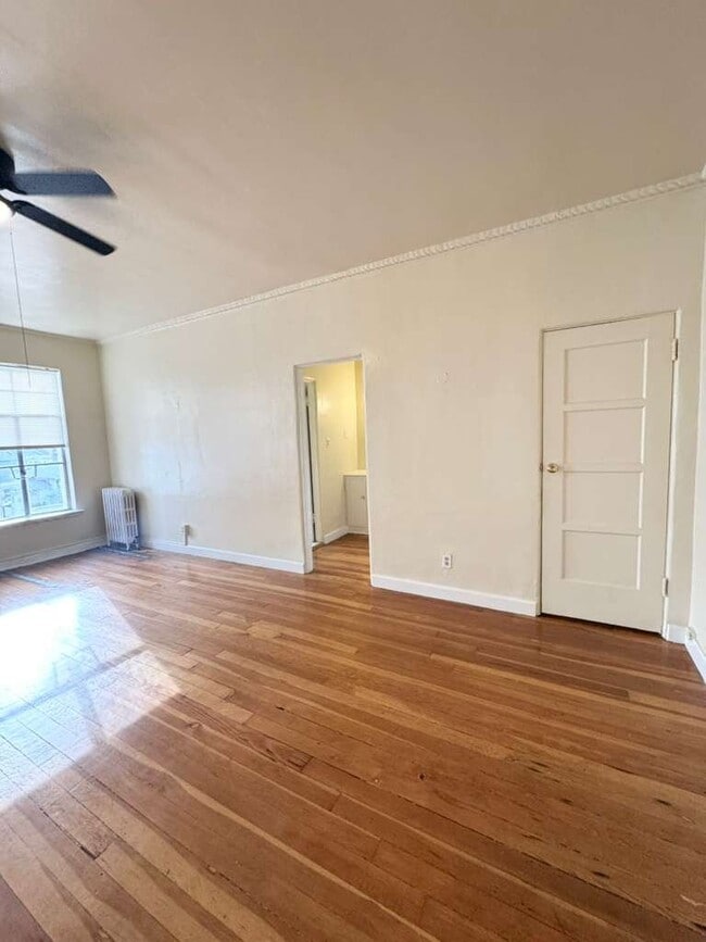 Photo - 901 S Kingsley Dr Unit 407