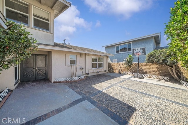 Photo - 9628 Mariposa Ave