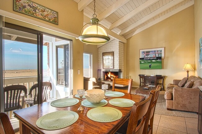 Photo - 414 E Oceanfront Unit B