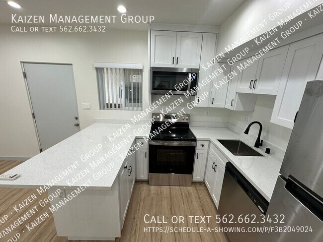 Building Photo - 11893 Truro Ave Unit 12