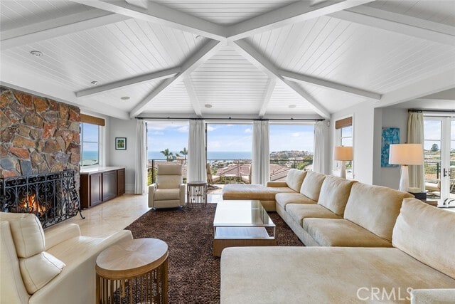 Photo - 322 Emerald Bay