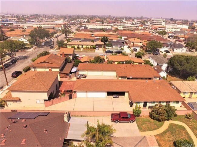 Photo - 4239 Unit 016