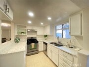 Photo - 156 W Walnut Ave Unit A