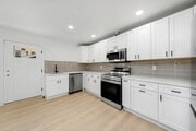 Photo - 954-962 23rd St