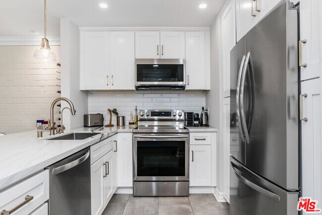 Photo - 11750 Sunset Blvd Unit 402