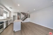 Photo - 4239 Halldale Ave