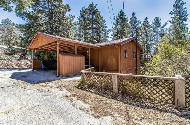 Photo - Solar 3 Bd/ 2 Ba. Single-Family Home Rental