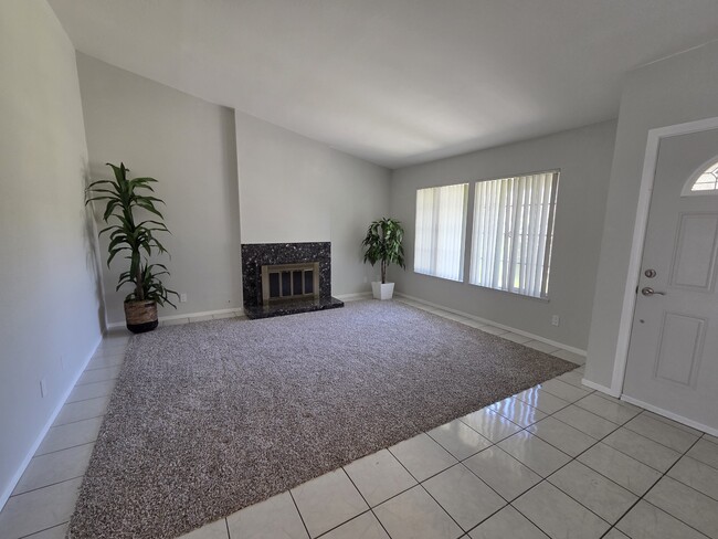 Photo - 14232 Matisse Ave