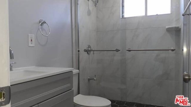 Photo - 581 Bonita St Unit B