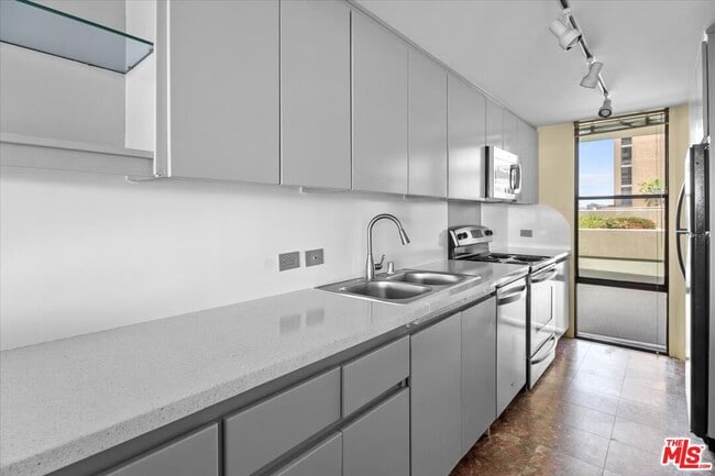 Photo - 4265 Marina City Dr Unit 101