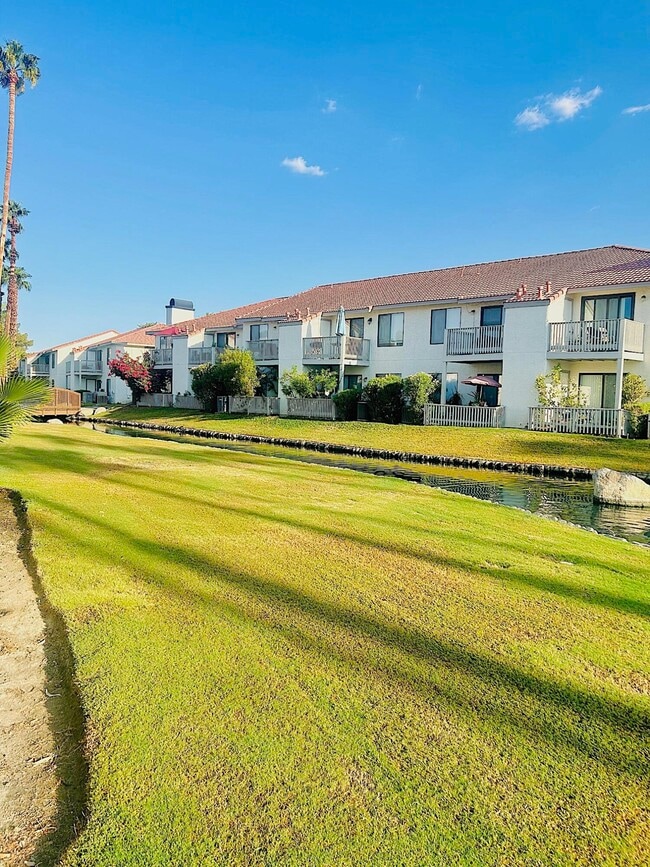 Photo - 43376 Cook St Unit 87