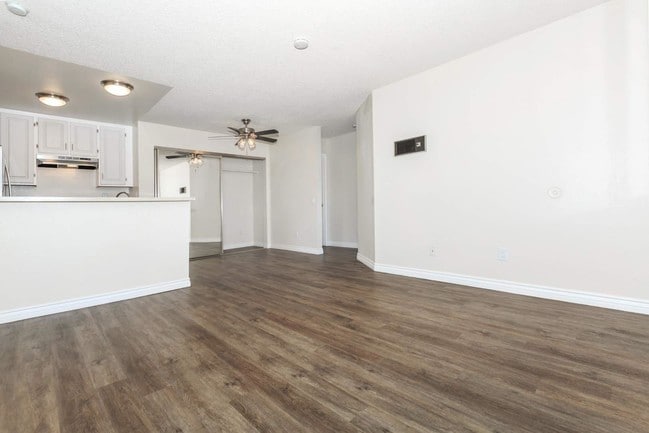 Photo - Mariners Point