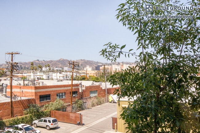 Photo - 6677 Santa Monica Blvd Unit FL4-ID906