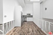 Photo - 764 N Doheny Dr