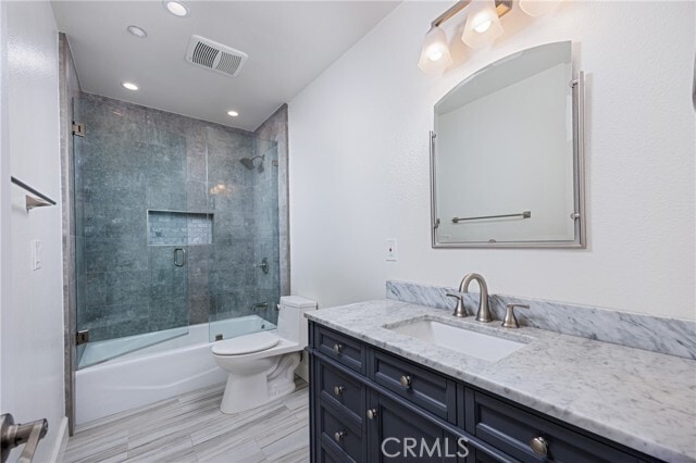 Building Photo - 6254 Seabourne Dr Rental