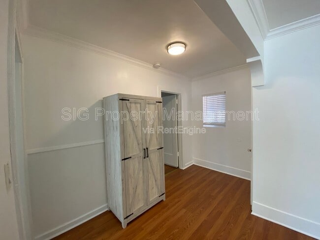 Photo - 1250 E Villa St