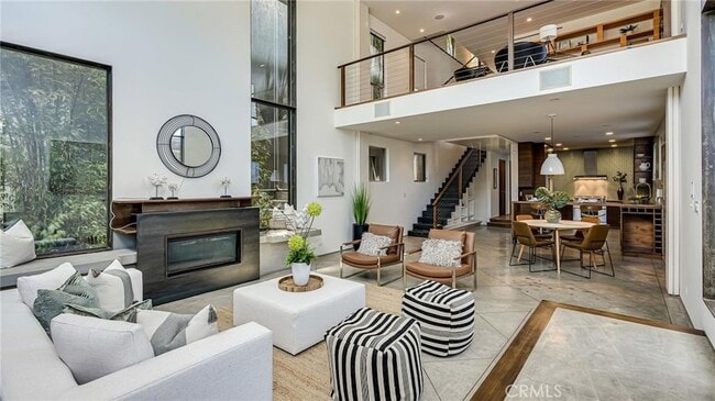 Photo - 414 Venice Way