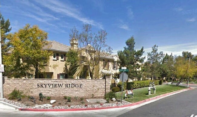 Photo - 35976 Lindstrand Ave Townhome
