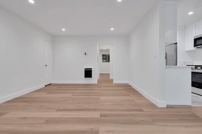 Living room - 14th Street Apartments Unit 1428-3