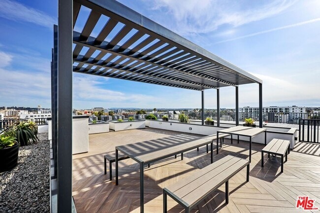 Photo - 3657 Motor Ave Unit 300